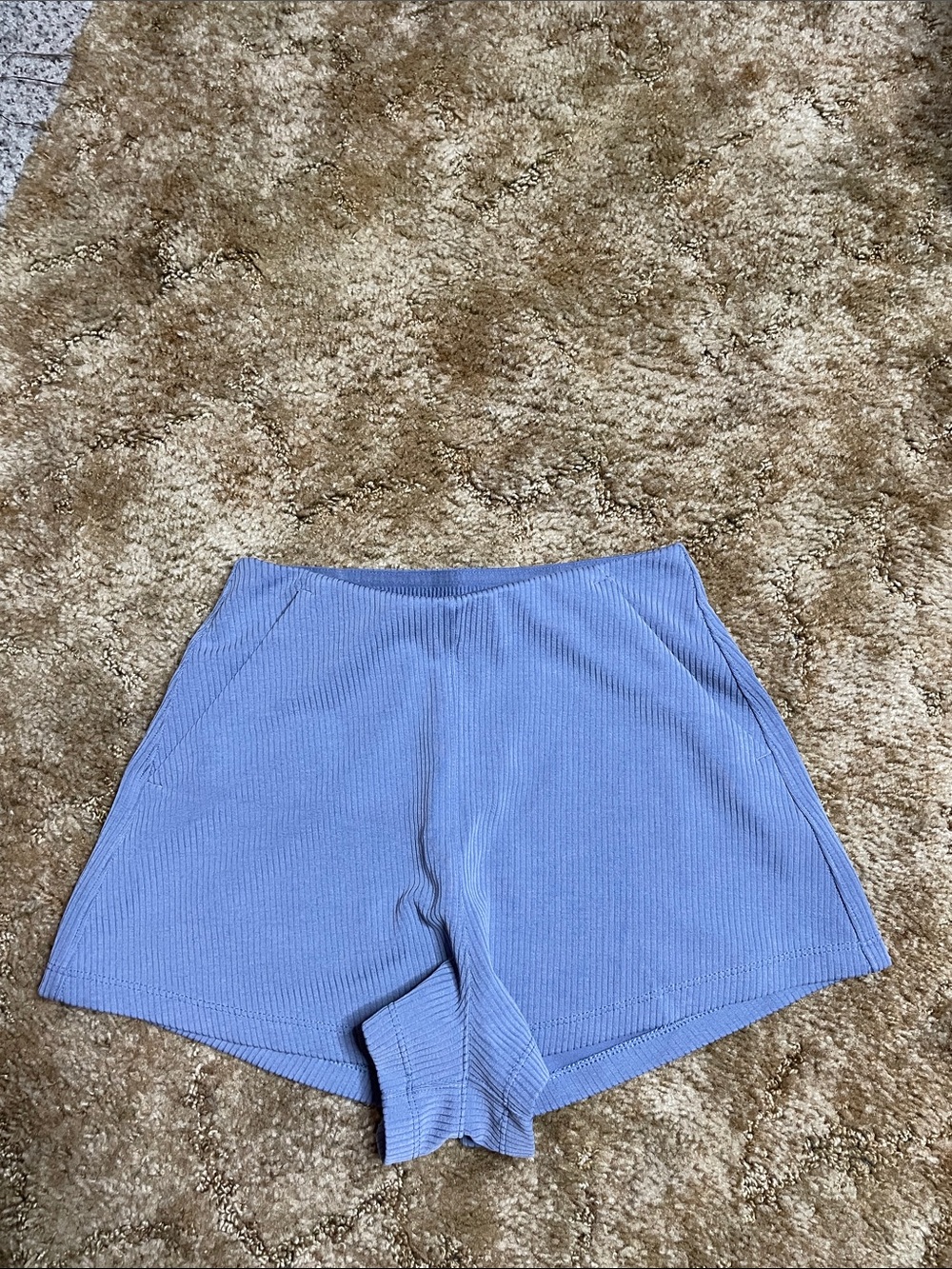 Lululemon Ribbed Softstreme‎ High-Rise Short 2" Size 2